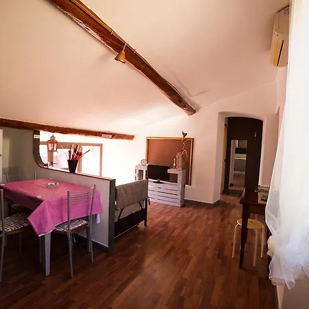 아파트 Maison Petit Nid *